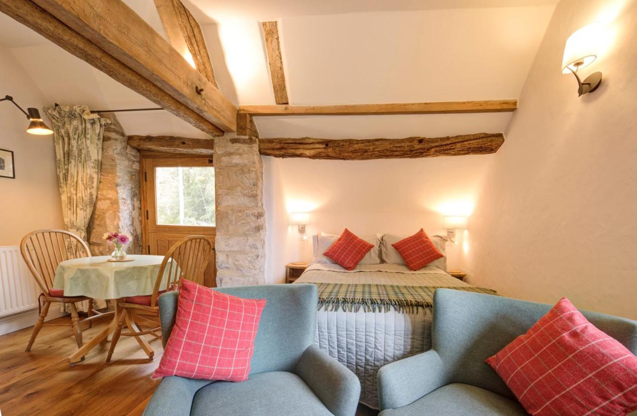 Hayloft Studio In Historic Barn Saint Briavels Eksteriør bilde